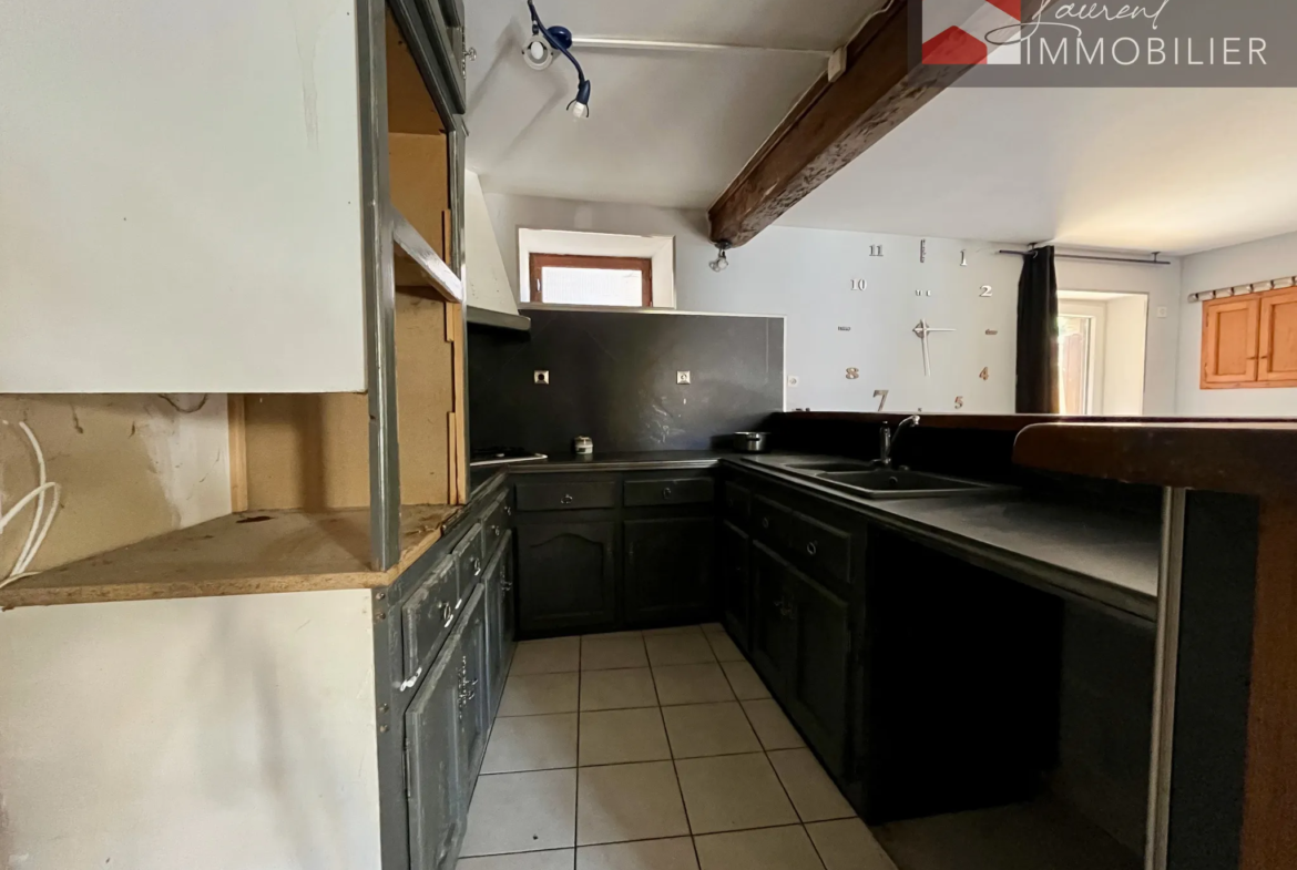 Ensemble immobilier, 2 habitations, Garage, Terrain - 71260 MONTBELLET 