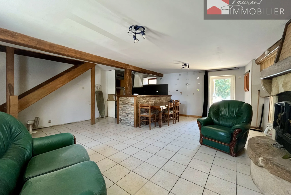 Ensemble immobilier, 2 habitations, Garage, Terrain - 71260 MONTBELLET 