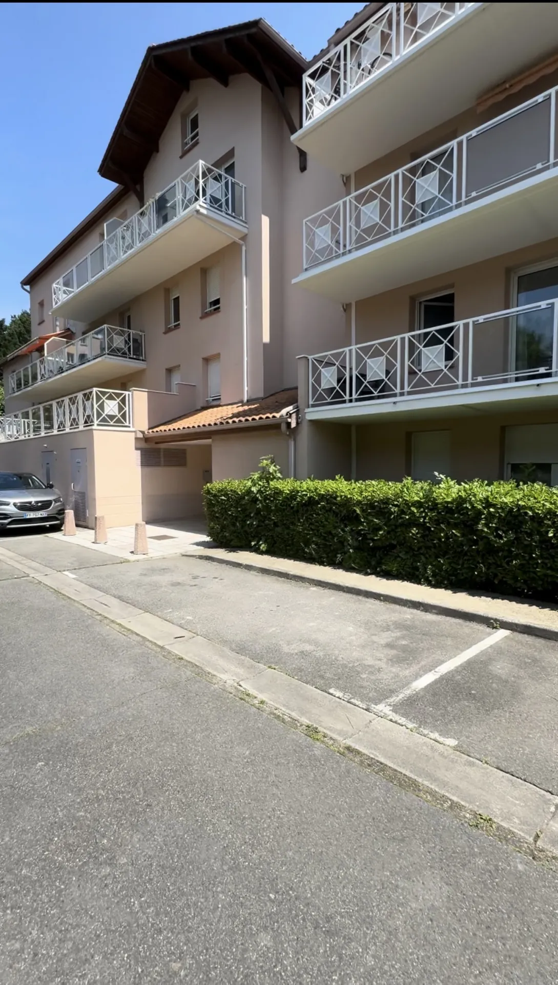 Studio Lumineux avec Balcon et Parking à Toulouse 