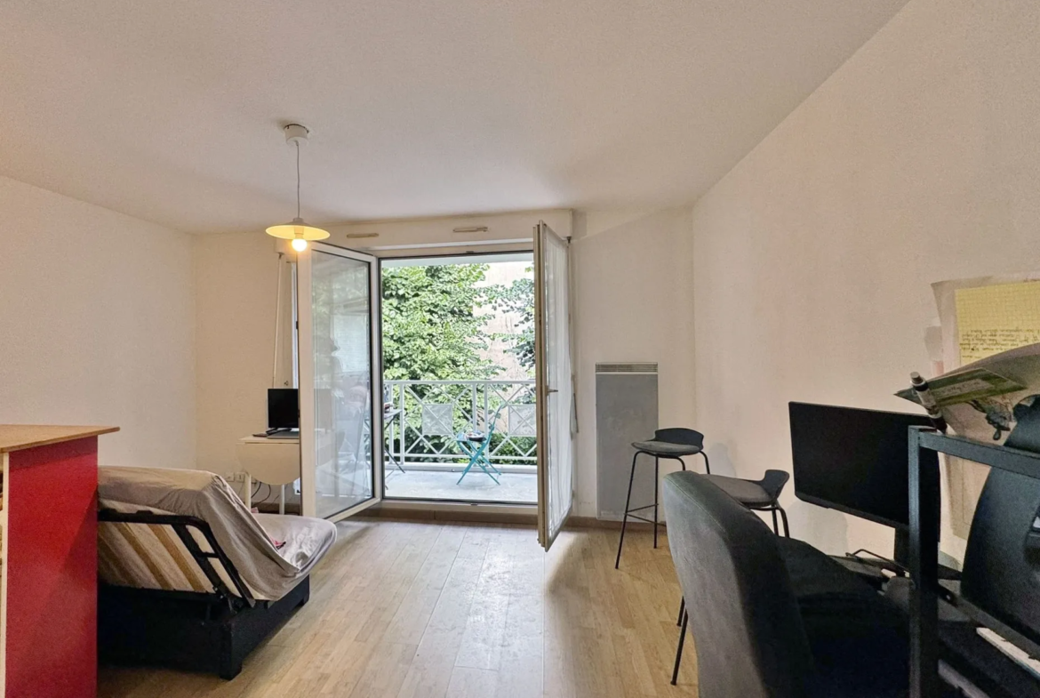 Studio Lumineux avec Balcon et Parking à Toulouse 