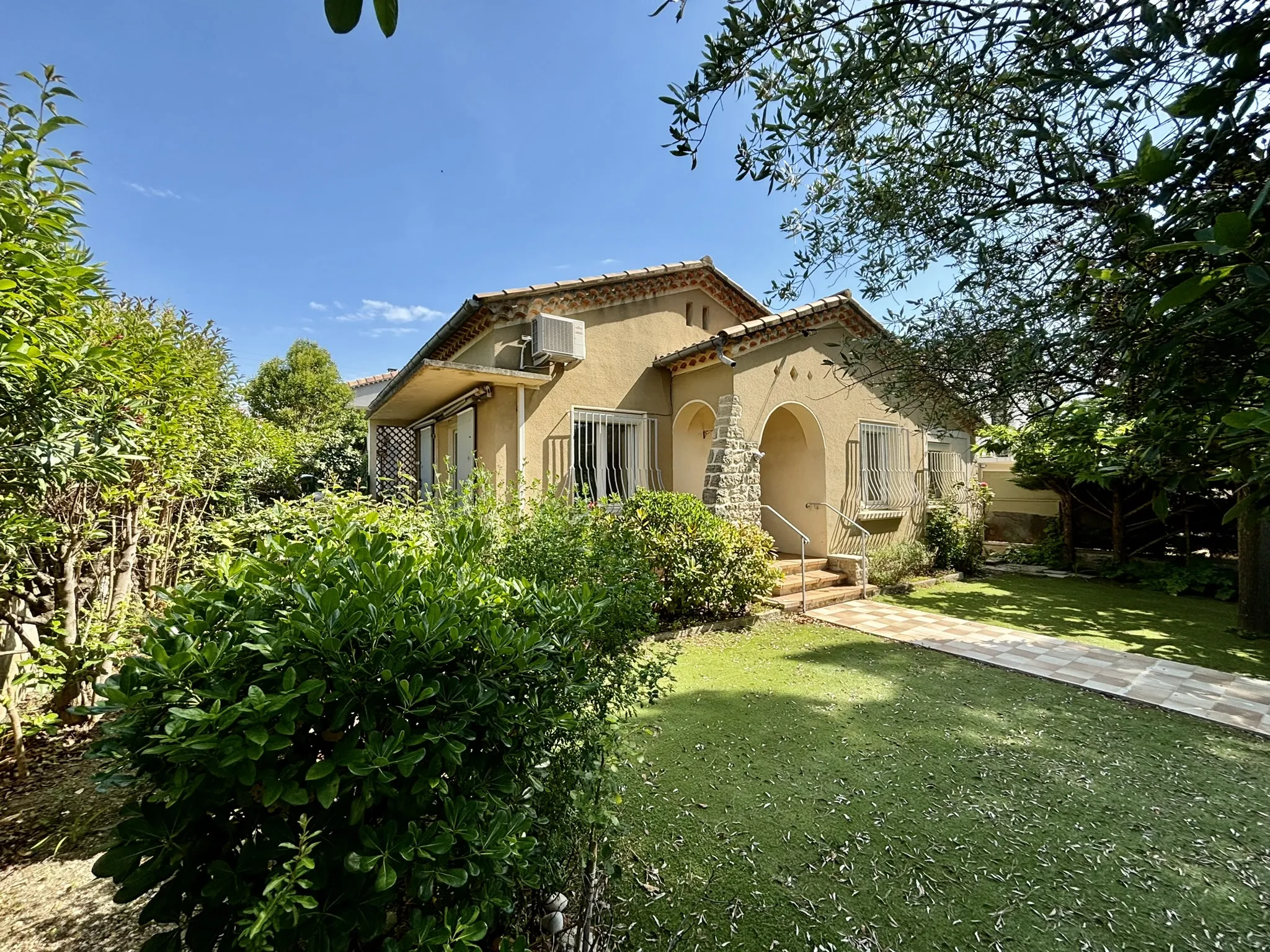 Villa de plain pied à Vaison la Romaine 