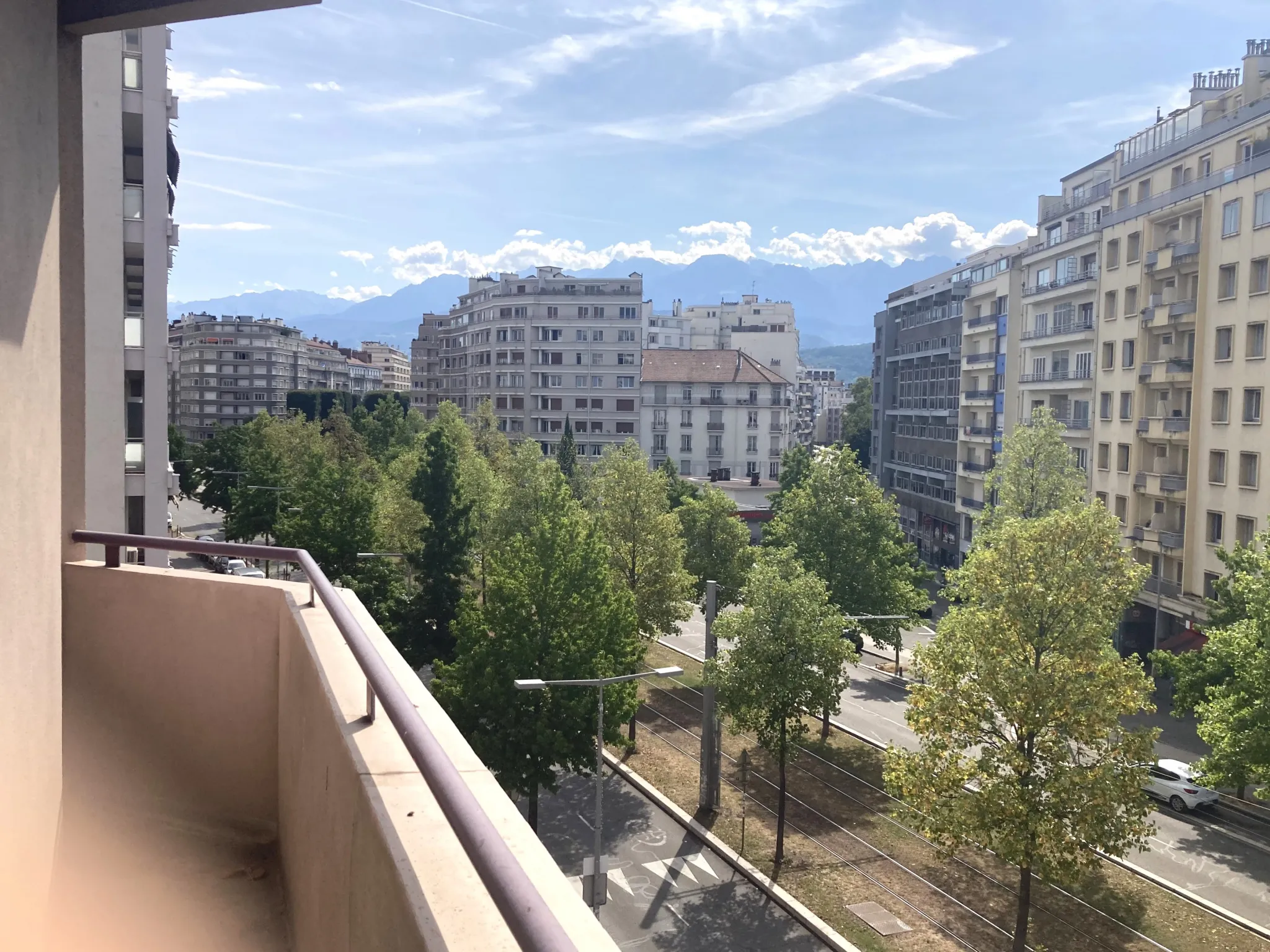 Appartement 3 pièces avec vue sud à Grenoble 