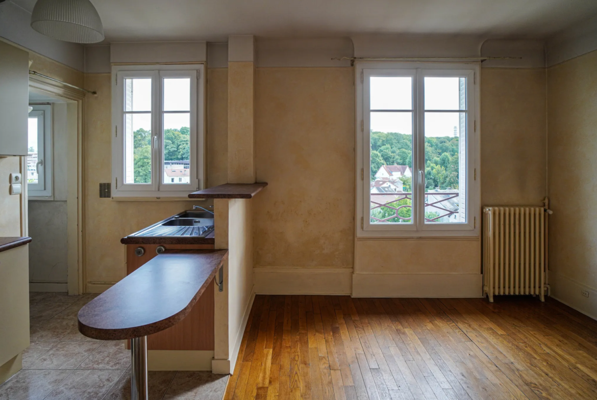 Appartement plein de charme à Chaville avec 1 chambre 