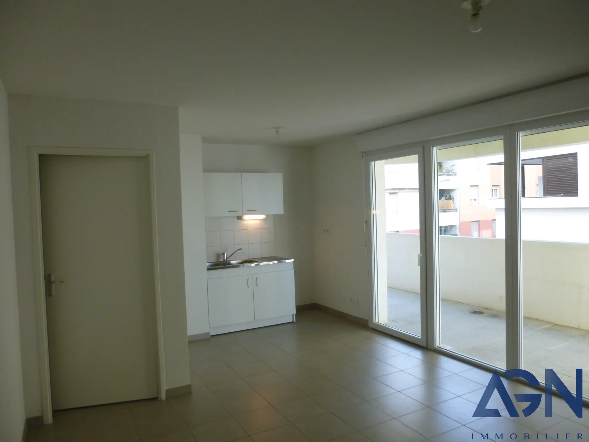 Appartement 3 pièces de 54m2 avec parking en centre-ville de Montpellier 