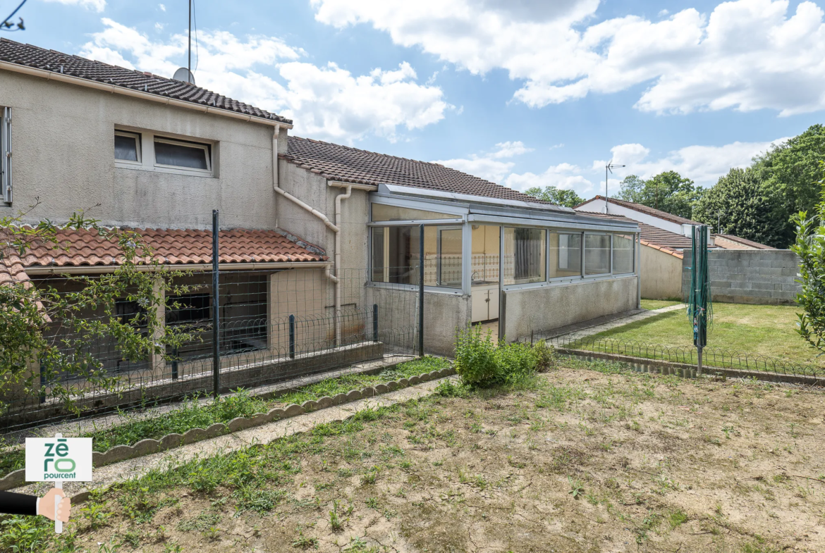 Maison de 93m2 à Mouilleron-le-Captif avec Garage 