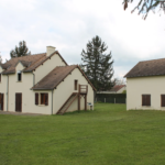 Maison spacieuse de 3 chambres avec jardin et garage à Chateaumeillant