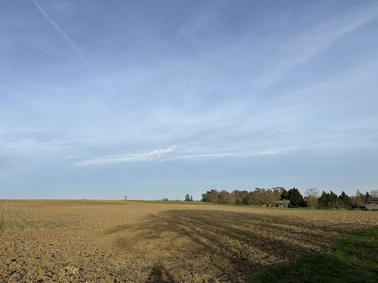 Terrain de 3408m2 avec flexibilité illimitée à Bives 