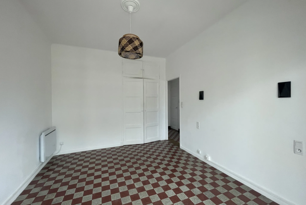 Appartement 2 pièces de 42m2 à Toulon Pont du Las 