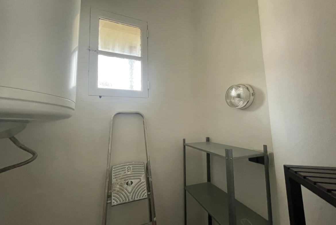 Appartement 2 pièces de 42m2 à Toulon Pont du Las 