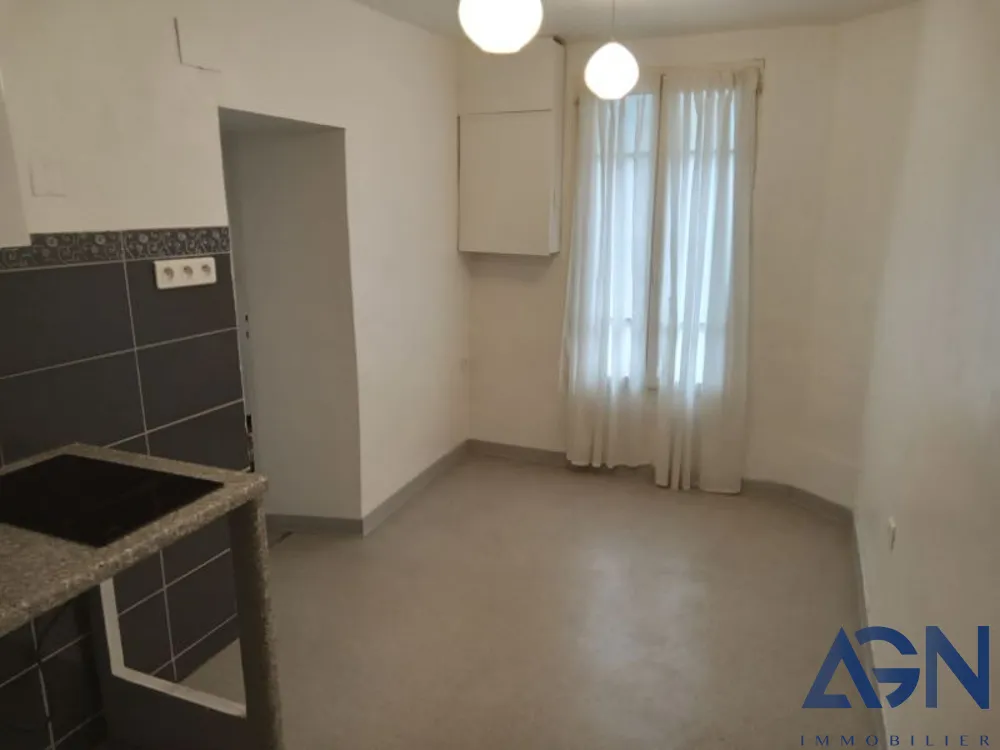 Appartement T1 Bis 30m2 en centre-ville de Montpellier - Place Saint Come 