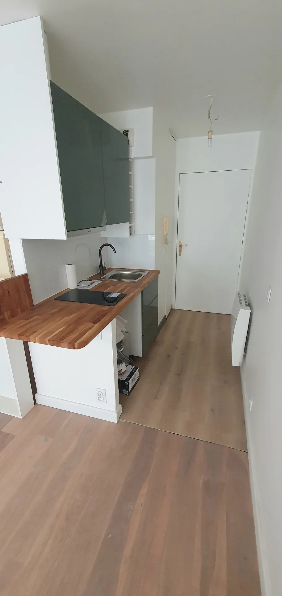 Studio rénové à vendre à Paris - 21,57 m2 