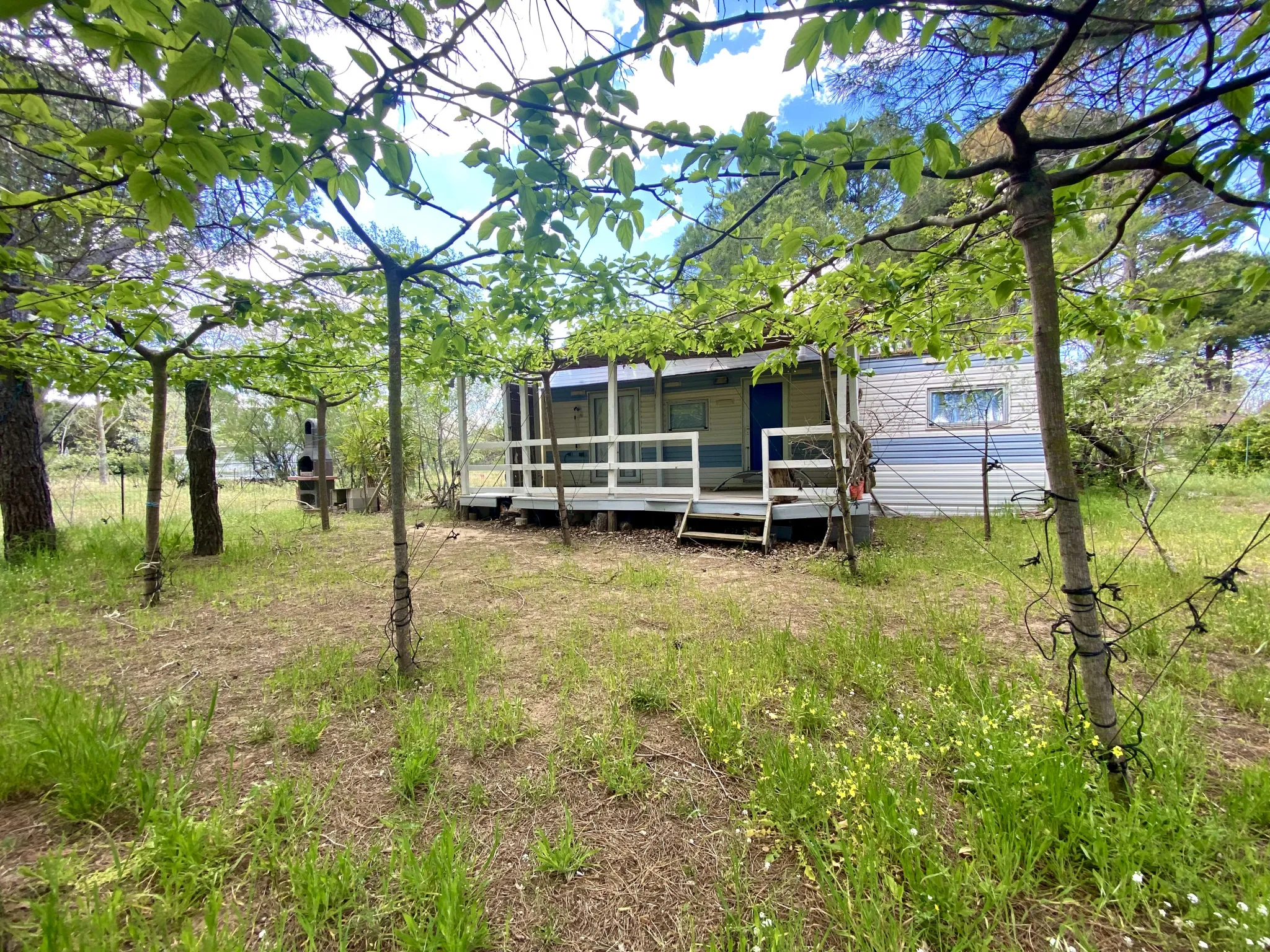 Terrain de loisir 1614m2 avec 3 mobilhomes à VIAS plage 