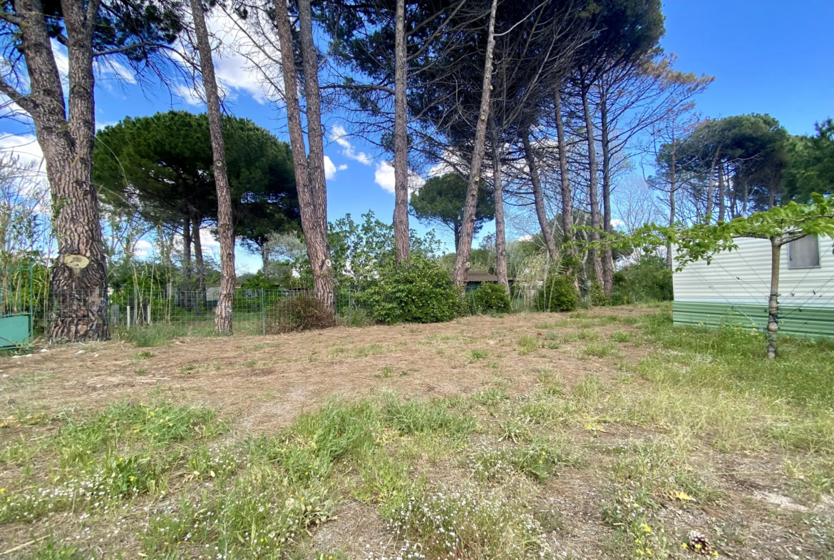 Terrain de loisir 1614m2 avec 3 mobilhomes à VIAS plage 