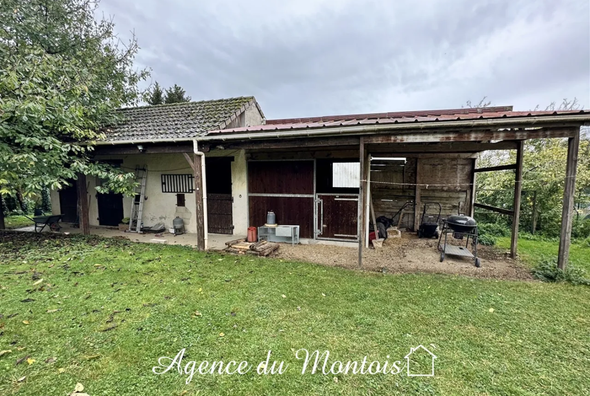 Pavillon à rafraîchir - Région Sergines 