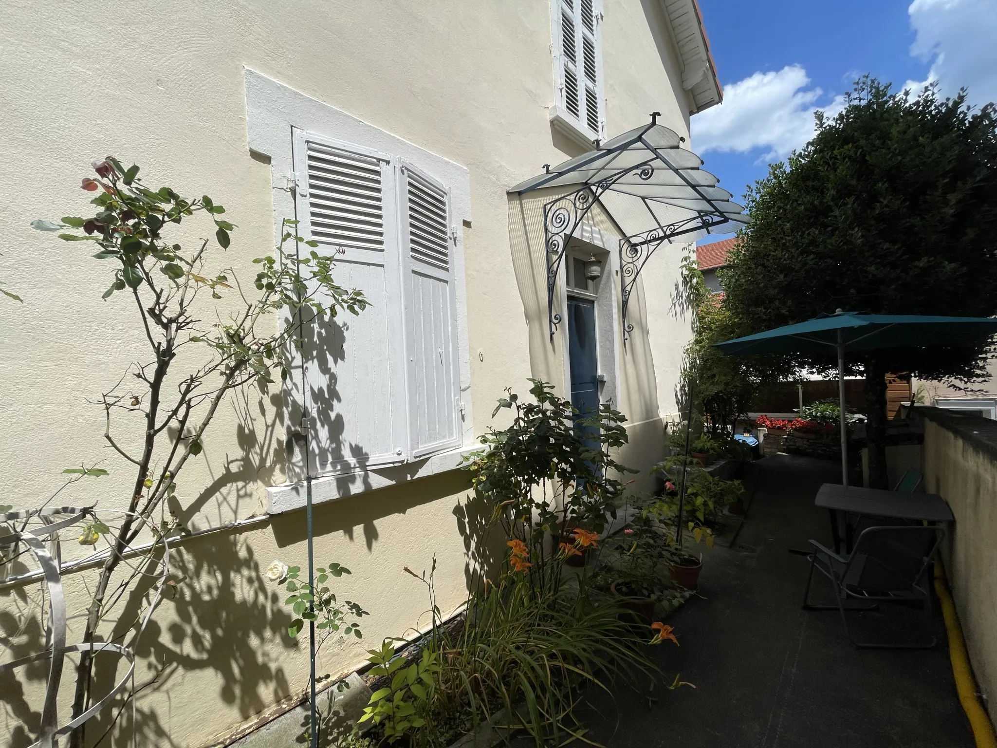 Maison de Ville T4 centre Vichy 103m2 + Jardin 