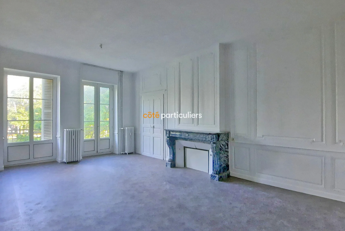 Appartement T4 Château de Villette-les-Dole 