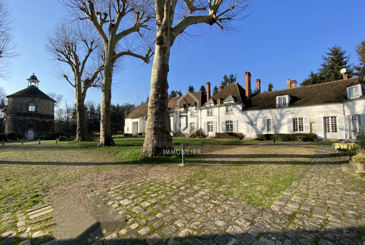 Appartement de 4 pièces à Crosne avec vue dégagée sur jardin 