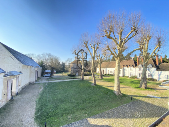 Appartement de 4 pièces à Crosne avec vue dégagée sur jardin