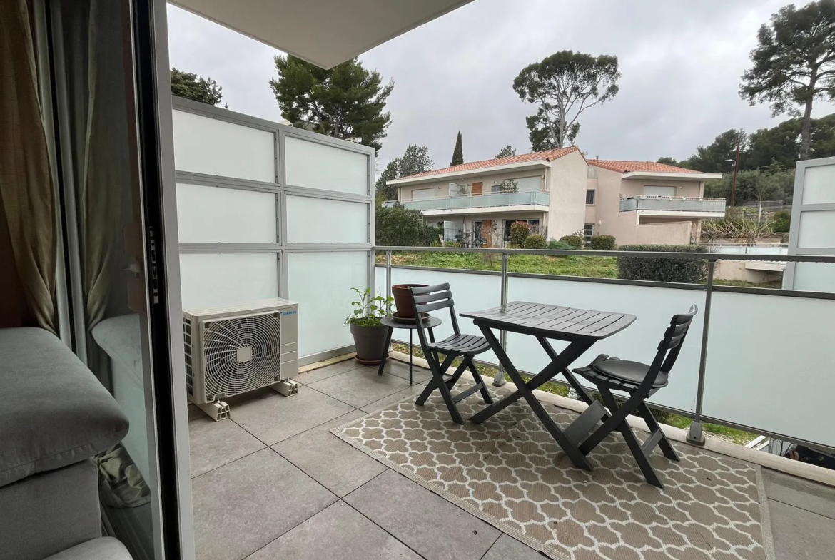 Appartement T2 Les Routes 39 m2, Place de parking Privative, Balcon-Terrasse 