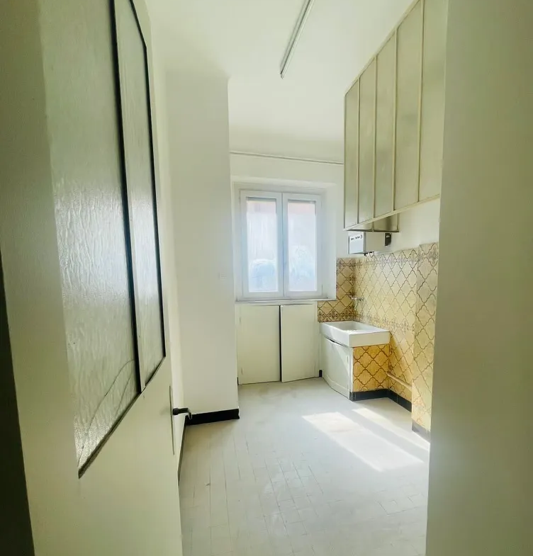 Bel appartement Hausmannien à Toulon - 96 m2 - Étage 2/2 