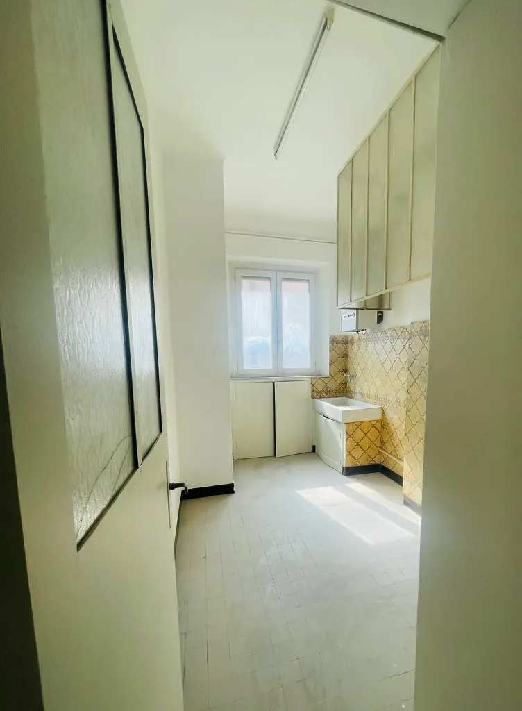 Bel appartement Hausmannien à Toulon - 96 m2 - Étage 2/2 