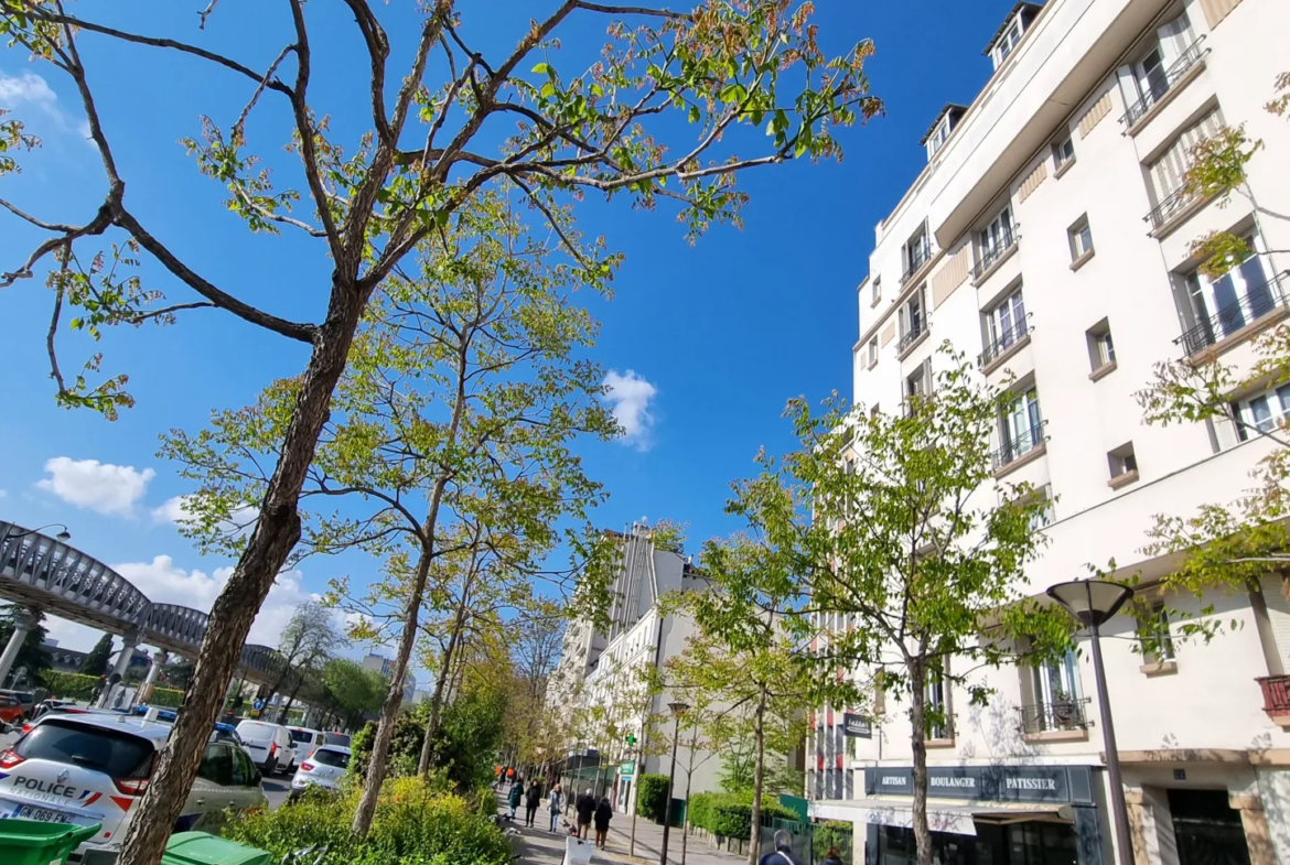 Charmant Studio avec Vue Dégagée à Paris 