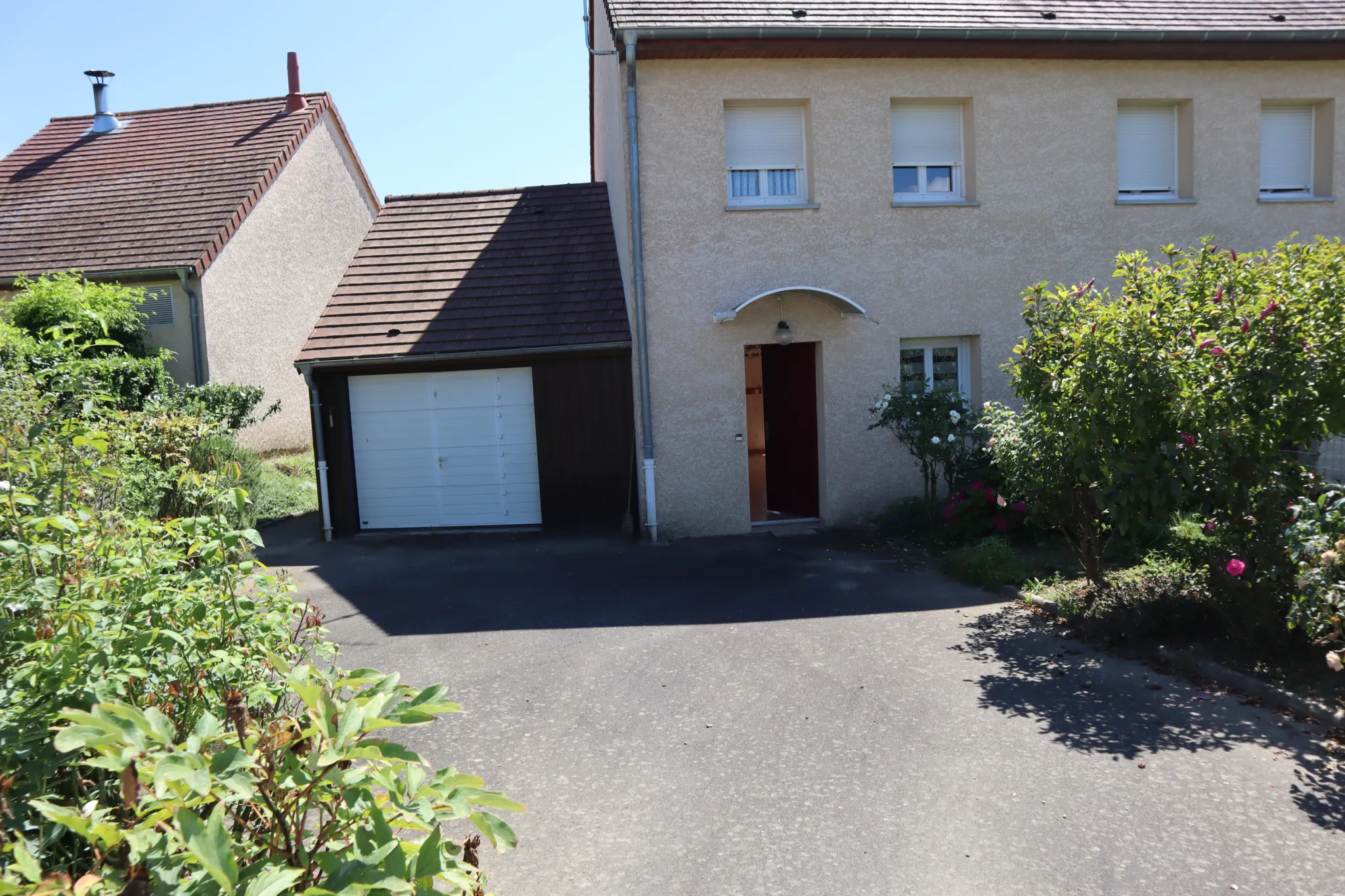 Maison de ville avec 2 chambres et terrasse - Quartier calme 