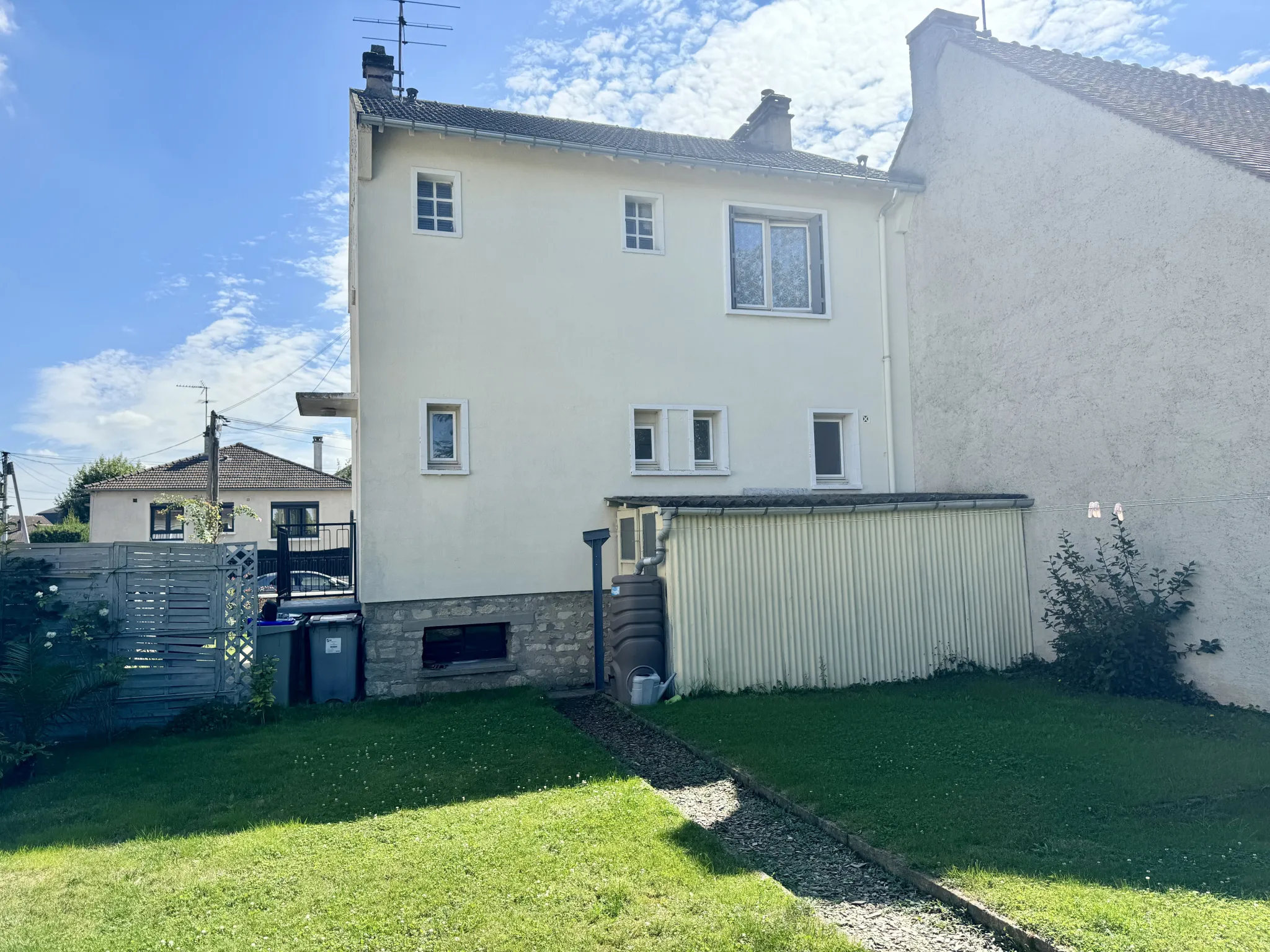 Maison à Mantes la ville avec Jardin 