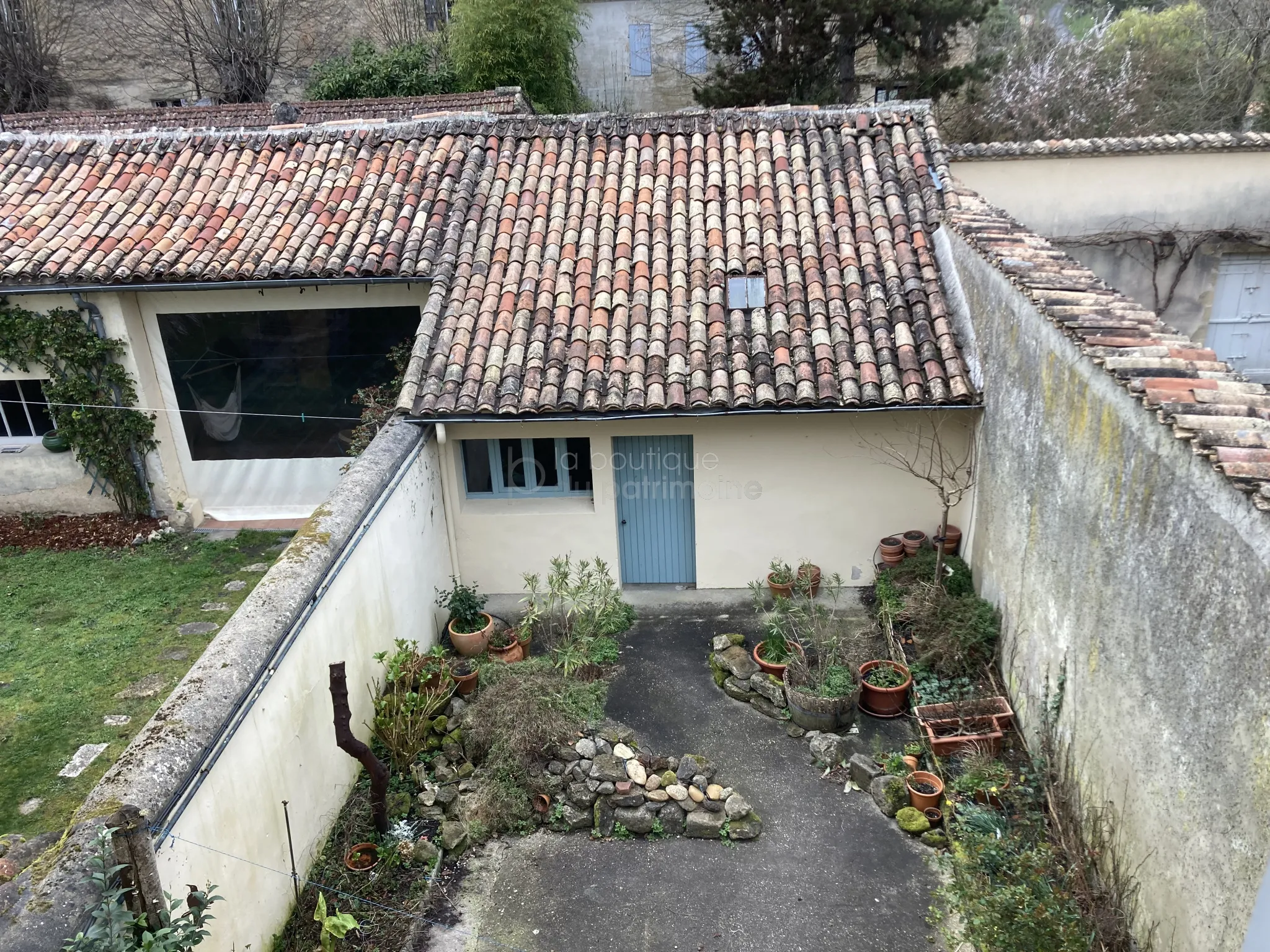 Maison de ville à Bazas avec 3 chambres et cour extérieure 