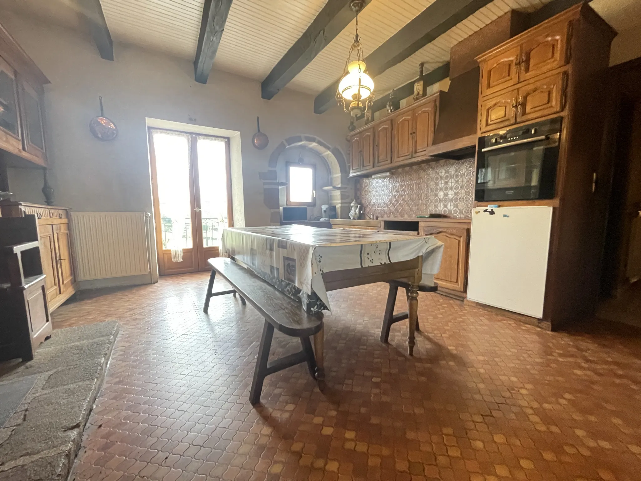 Maison en pierre à Cros-de Montvert avec vue sur la vallée 