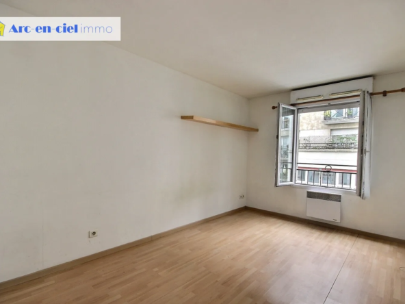 Studio for Sale in Paris 11 - Bastille Passage Thiéré