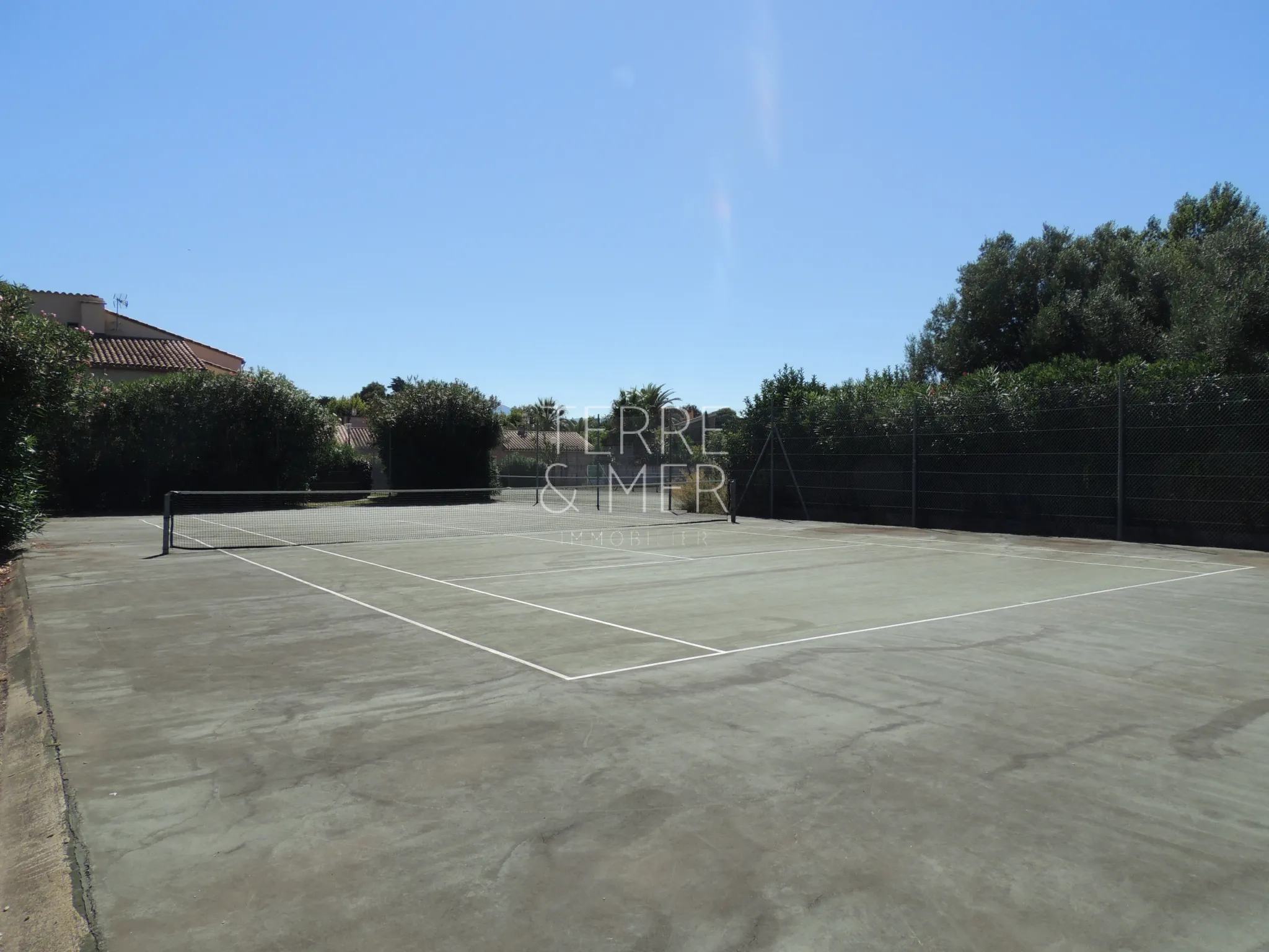 Appartement 2 pièces 27m2 avec terrasse et parking à Saint-Cyprien plage 