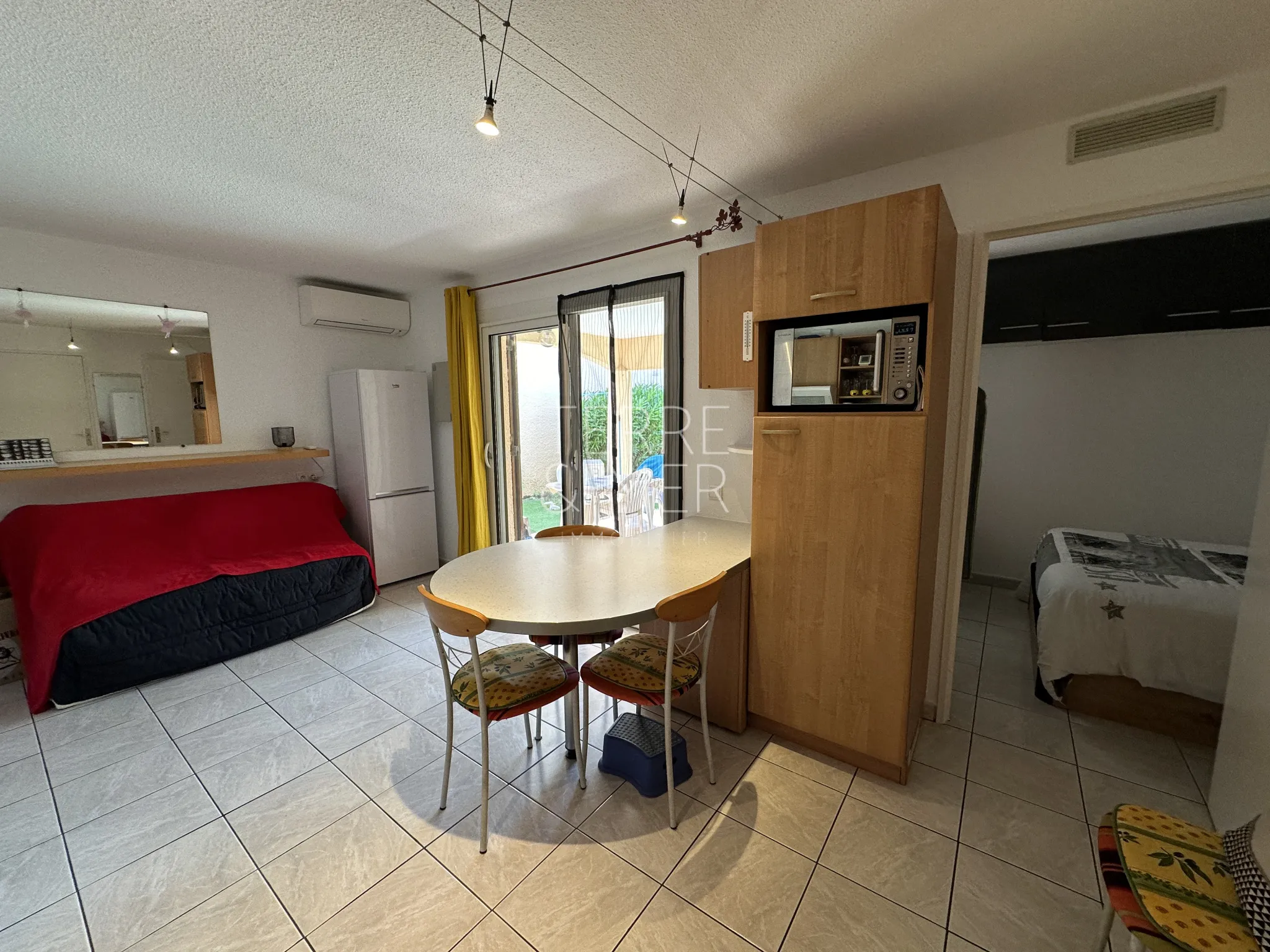 Appartement 2 pièces 27m2 avec terrasse et parking à Saint-Cyprien plage 