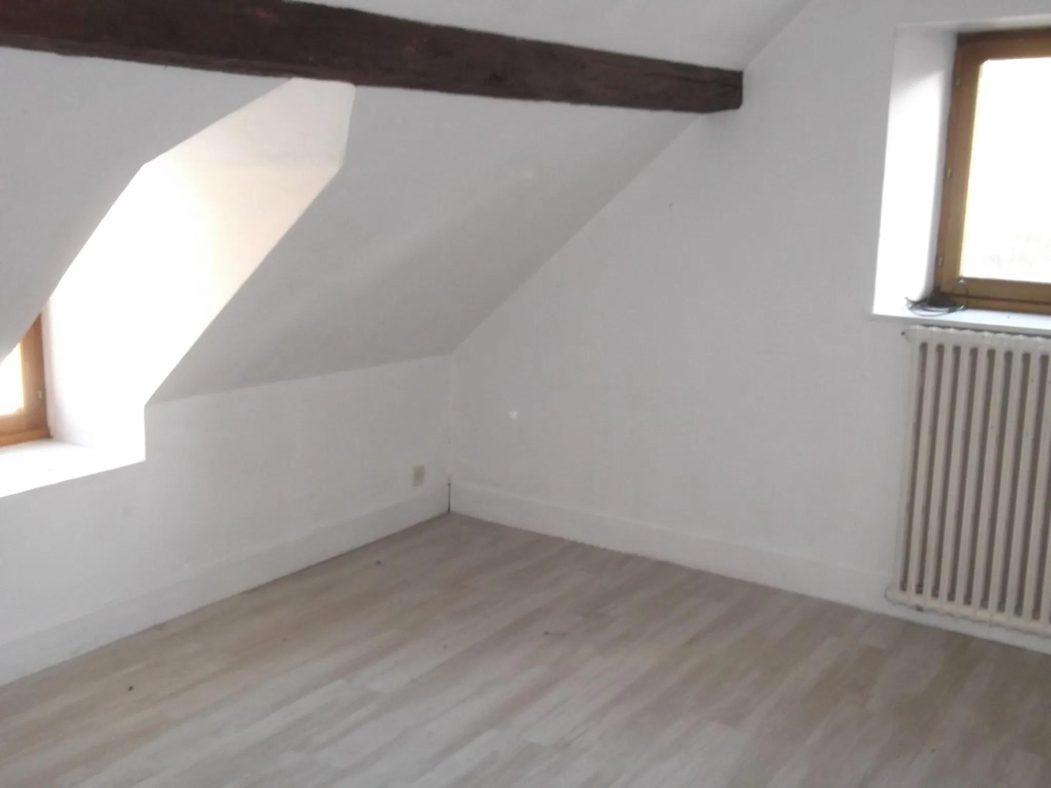 Immeuble de 210m2 au Centre de Baume les Dames 