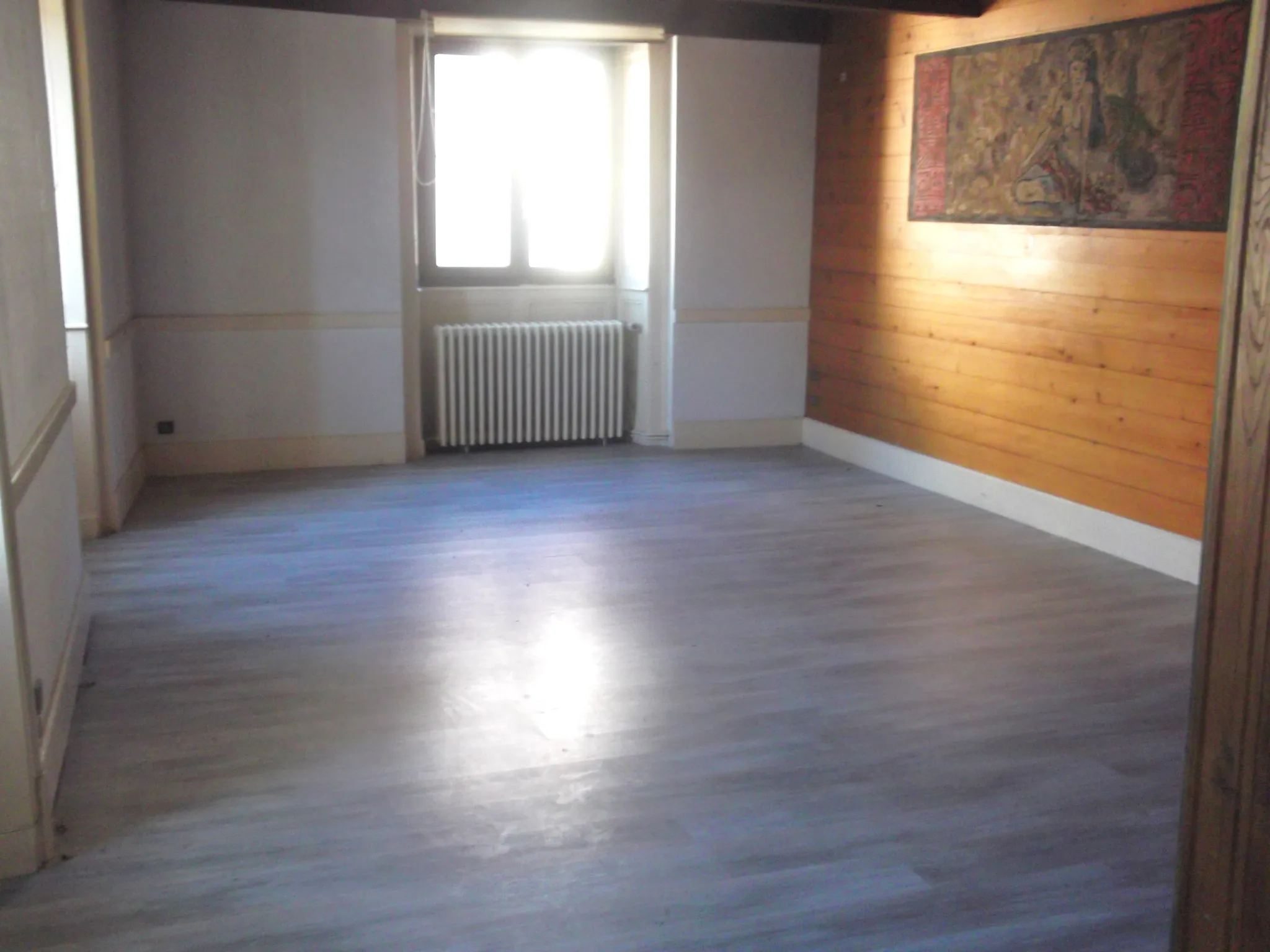 Immeuble de 210m2 au Centre de Baume les Dames 