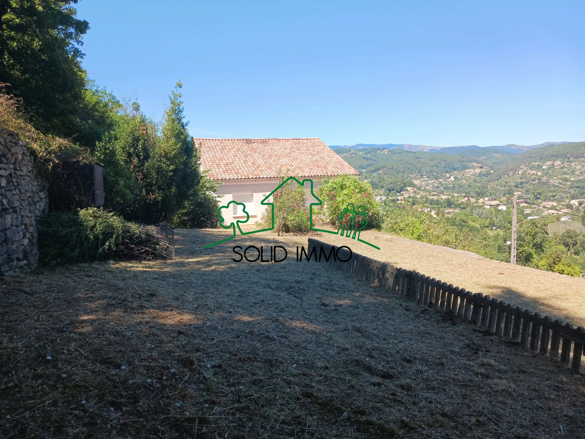 Belle Maison de 135m2 avec Vue sur le Château d'Aubenas 