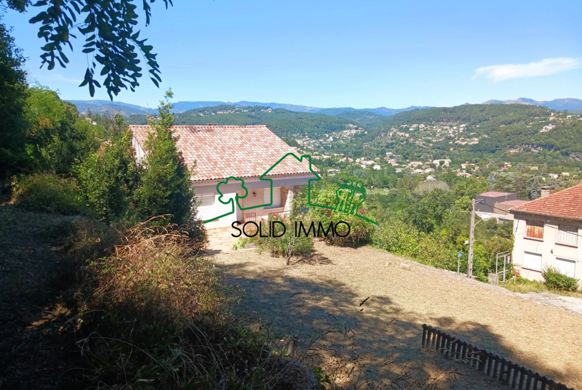 Belle Maison de 135m2 avec Vue sur le Château d'Aubenas 