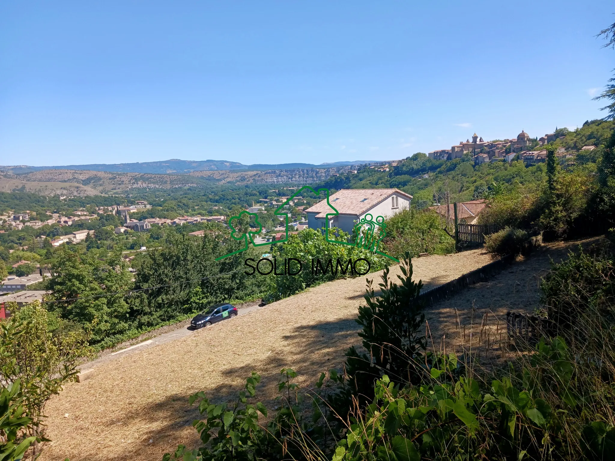 Belle Maison de 135m2 avec Vue sur le Château d'Aubenas 