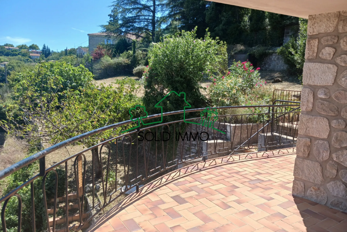 Belle Maison de 135m2 avec Vue sur le Château d'Aubenas 