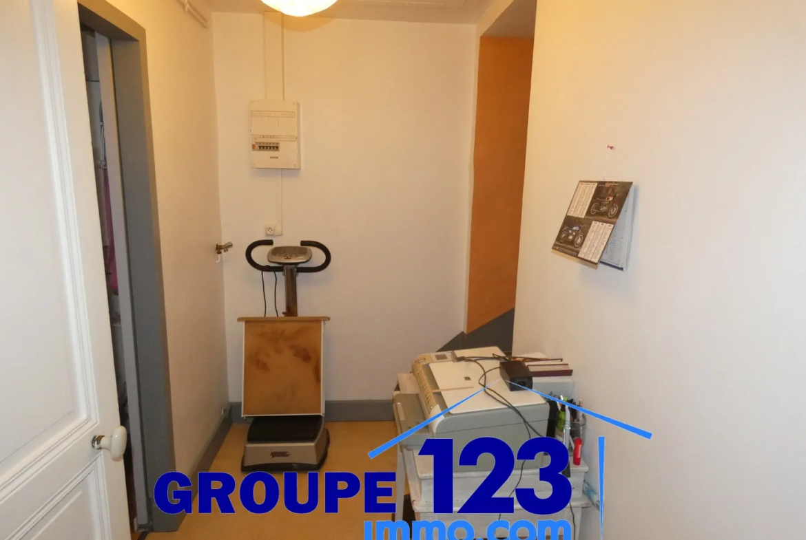 Appartement Centre Ville Saint-Florentin 