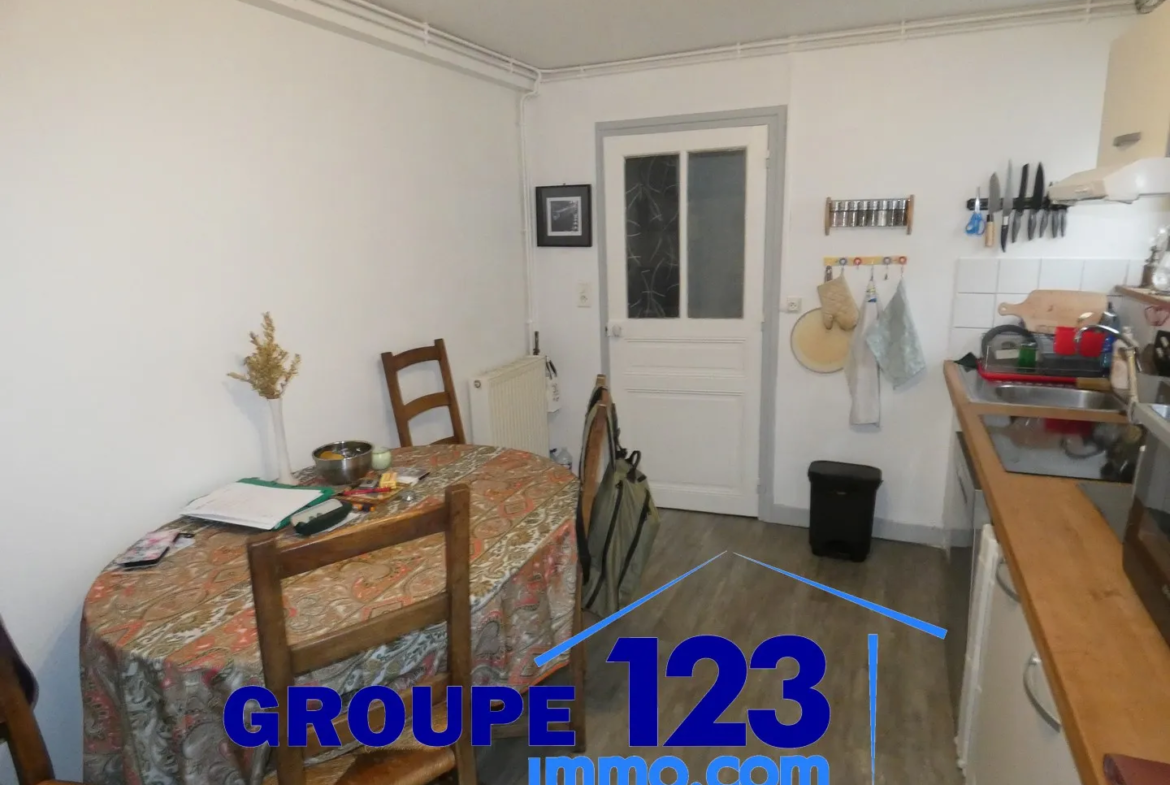 Appartement Centre Ville Saint-Florentin 