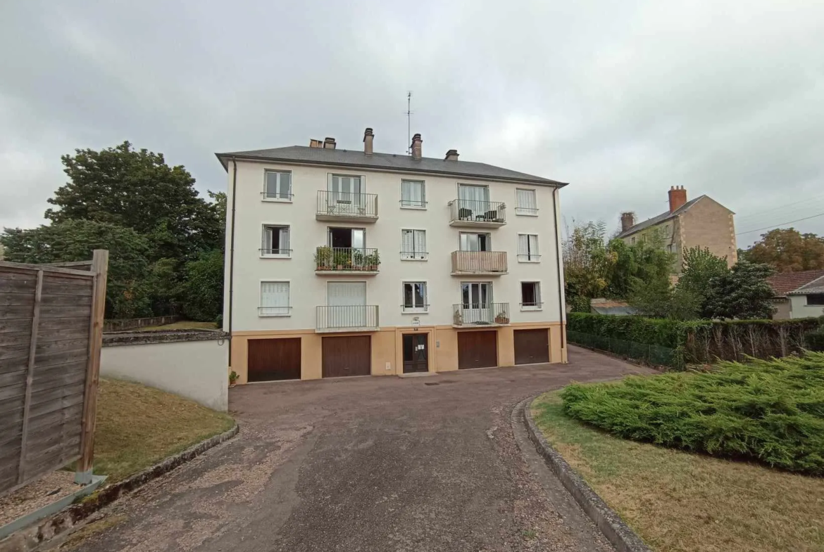 Appartement T3 à Nevers avec Garage Fermé et Cave 