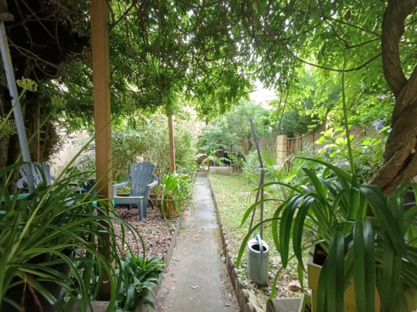 Maison de ville avec jardin à Vichy