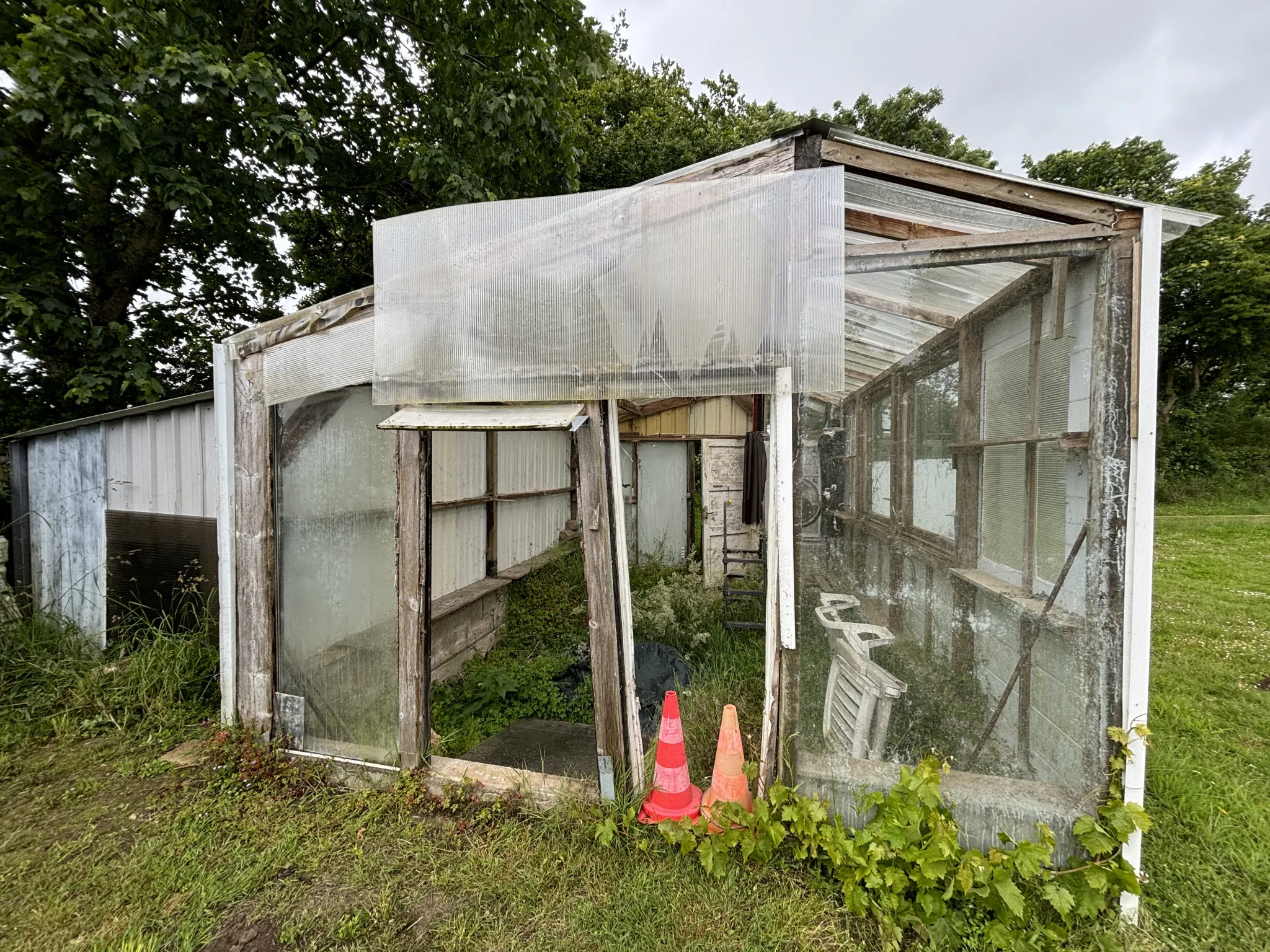 Maison de 99 m2 avec 3 Chambres et Sous-sol - Plouvien 