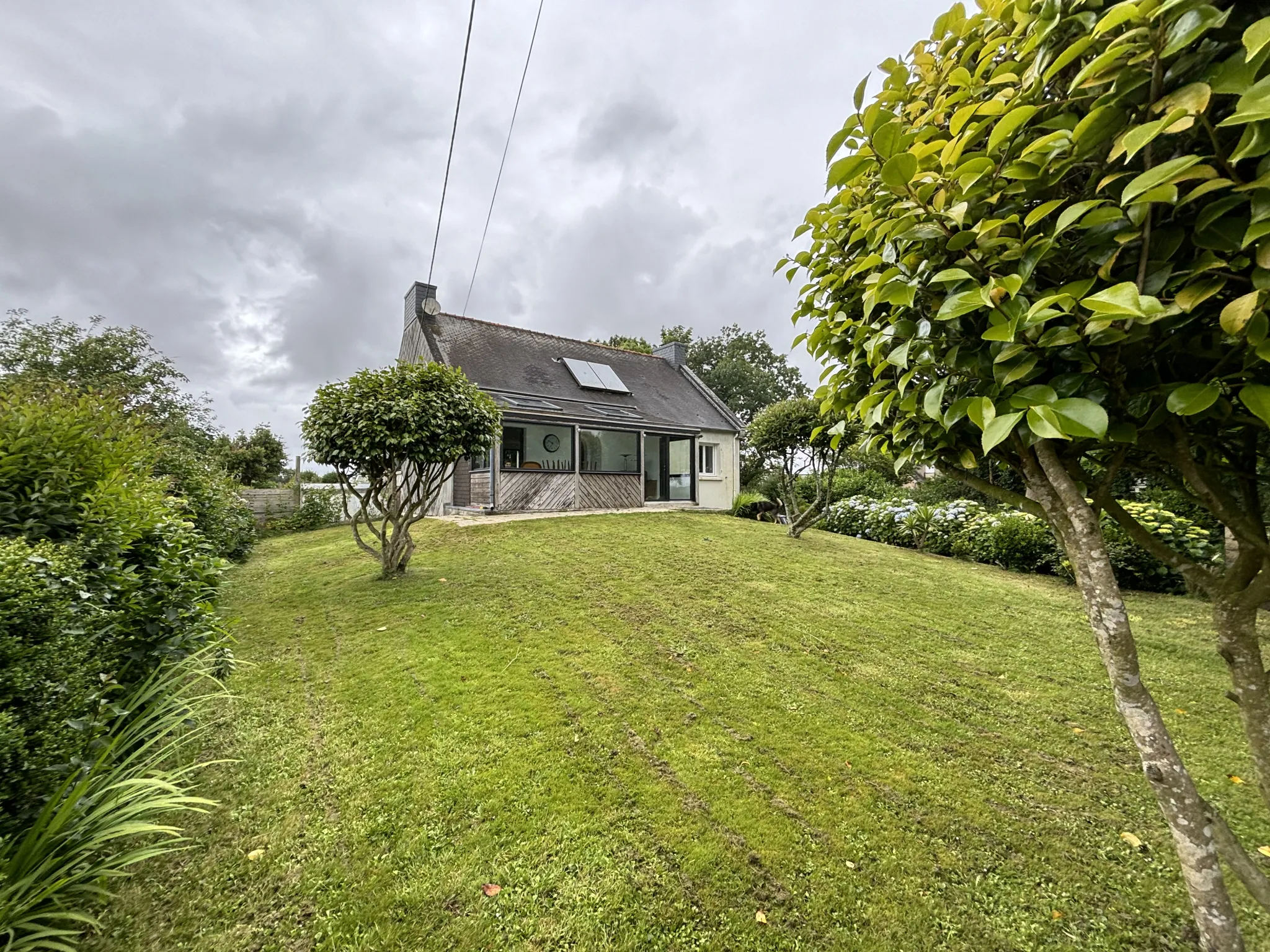 Maison de 99 m2 avec 3 Chambres et Sous-sol - Plouvien 