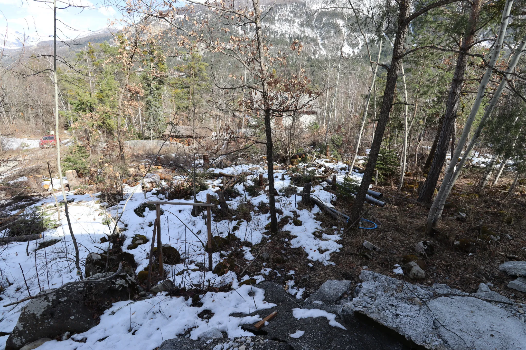 Terrain constructible Beauvezer avec vue sur montagnes 