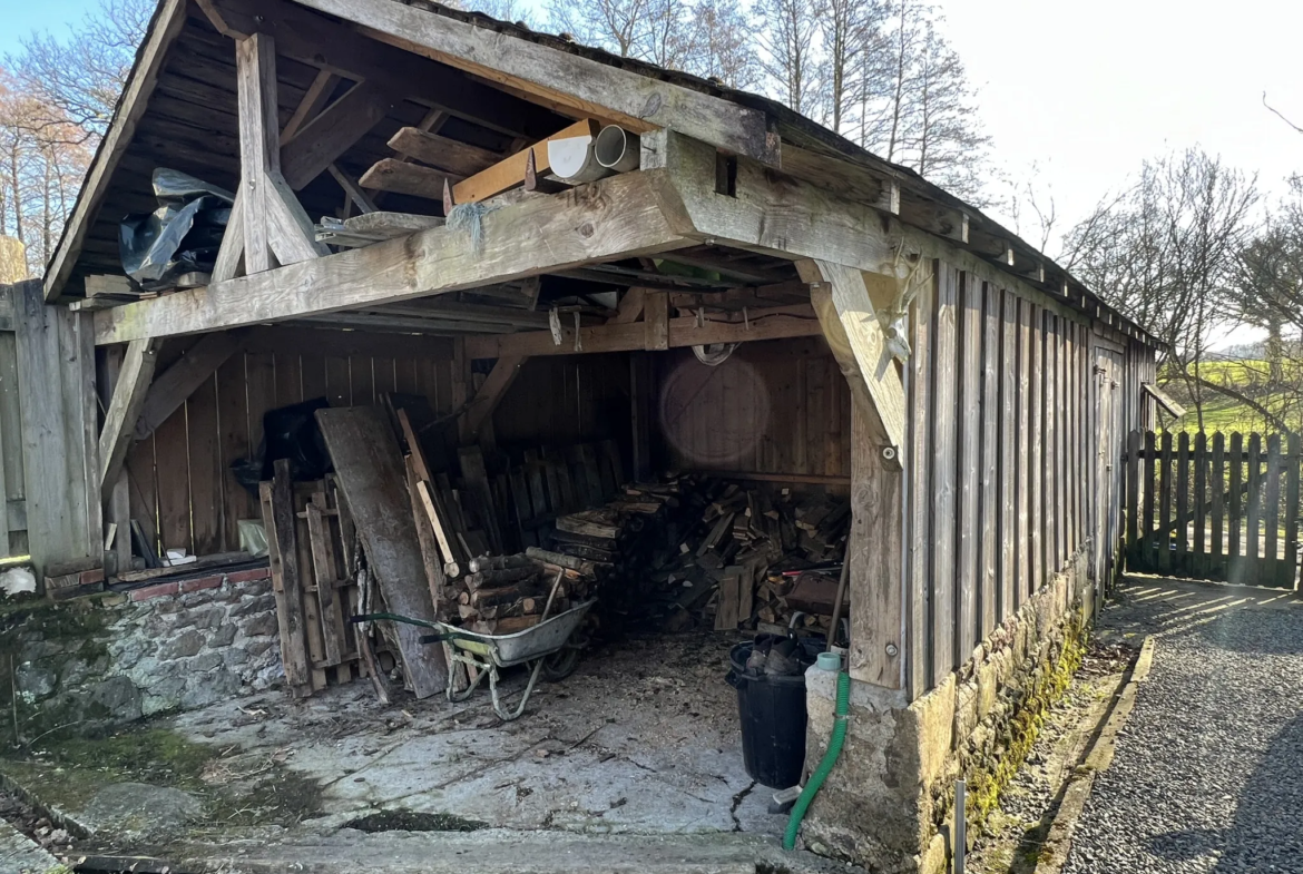 Maison de campagne de 200m2 sur 2900m2 de terrain à La Ferté Macé 