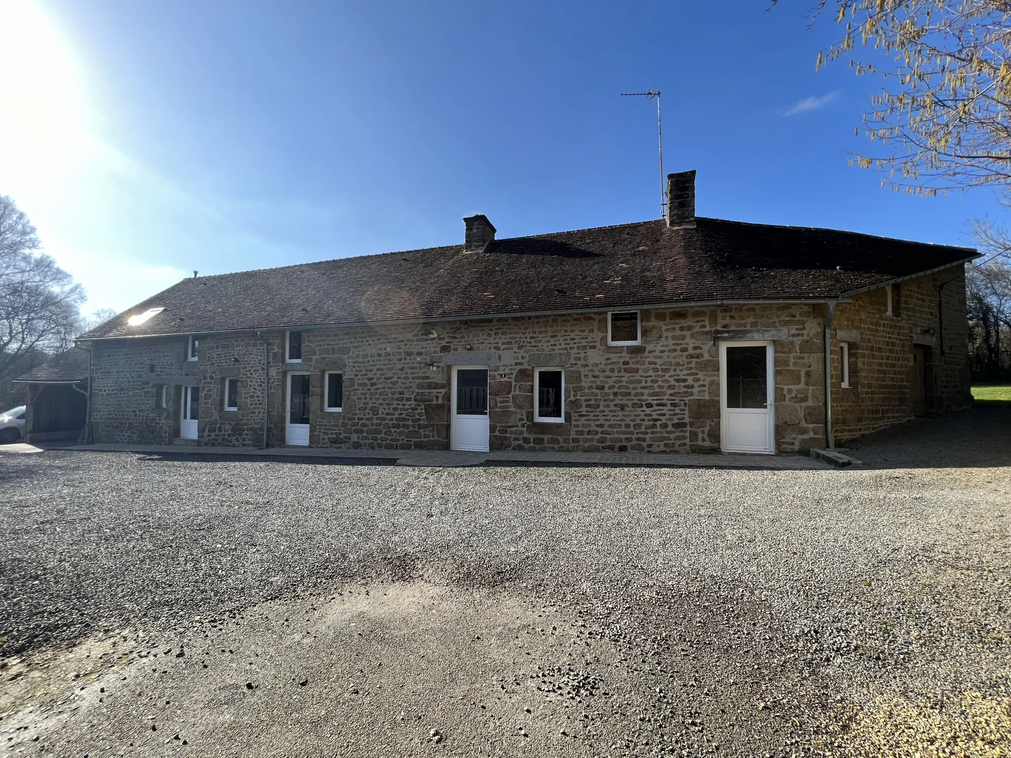 Maison de campagne de 200m2 sur 2900m2 de terrain à La Ferté Macé 