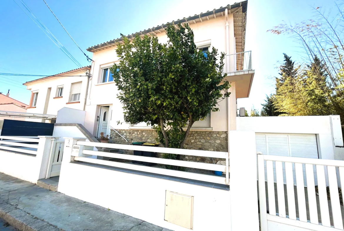 Maison de ville à Perpignan avec deux appartements indépendants 