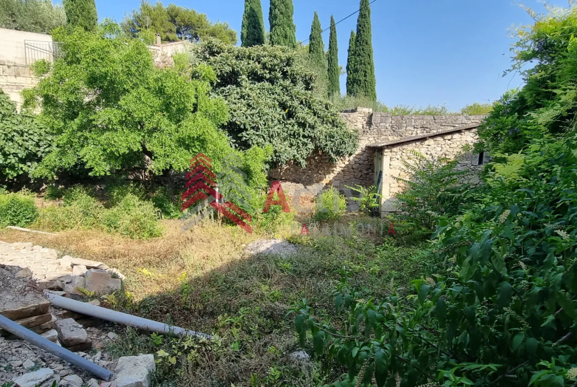 Terrain à bâtir de 223m2 à Beaucaire 